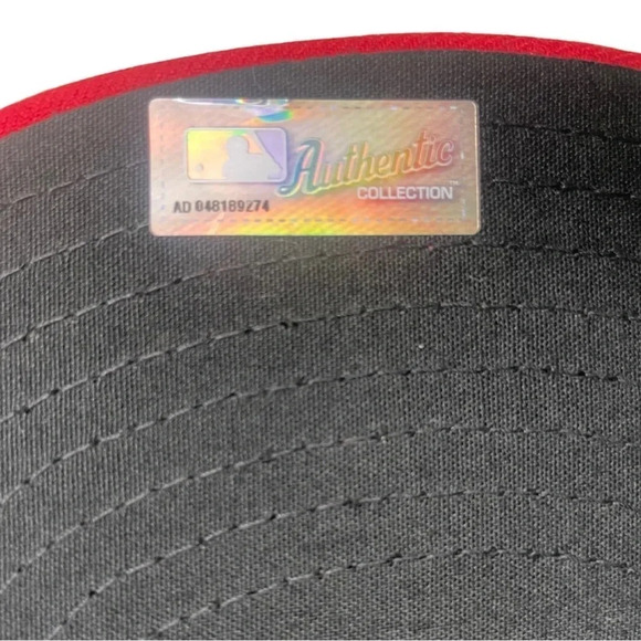 Philadelphia Phillies Snapback Baseball Hat - Blue and Red Authentic MLB - Picture 7 of 8